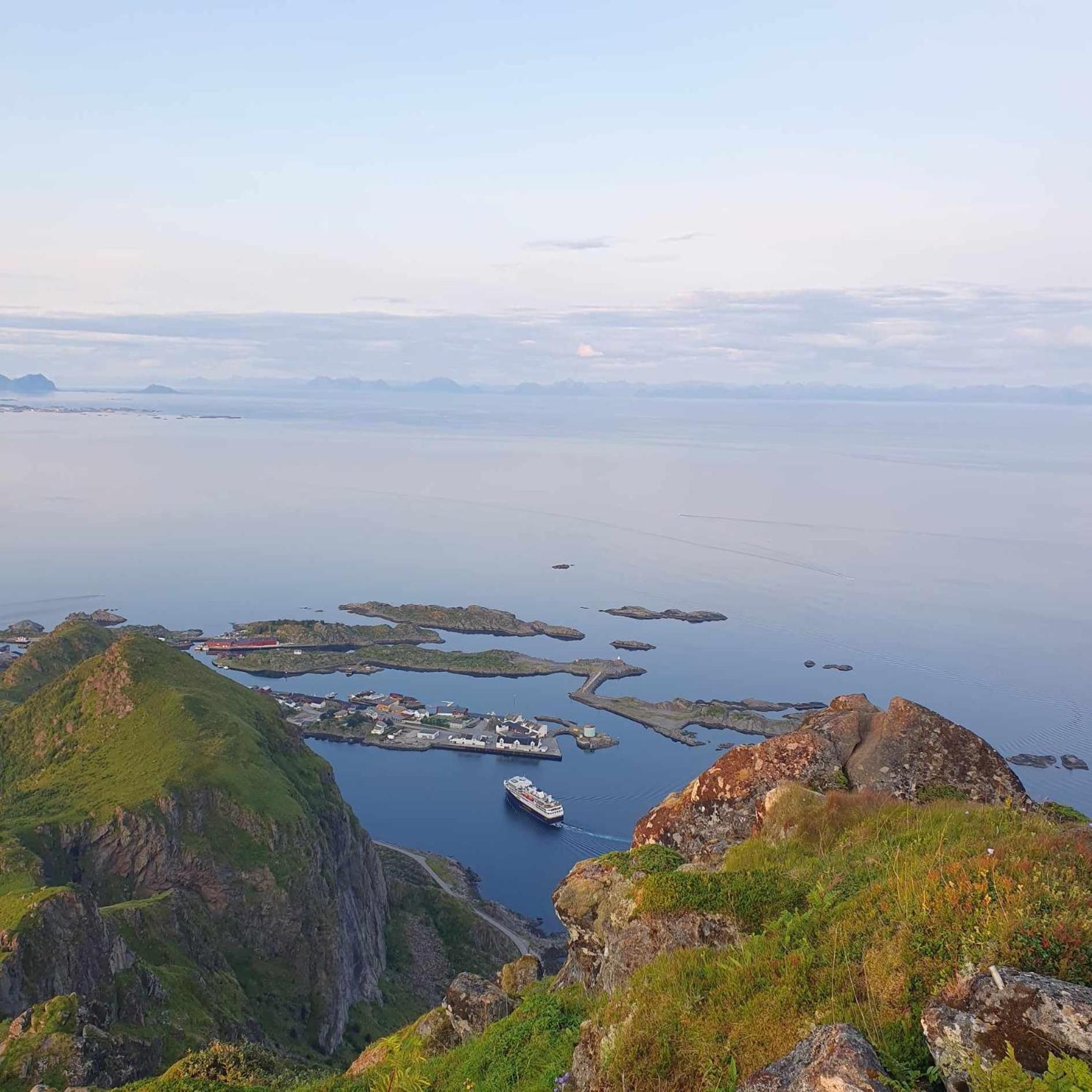 Angelas Fjord Suite Stamsund Exterior photo